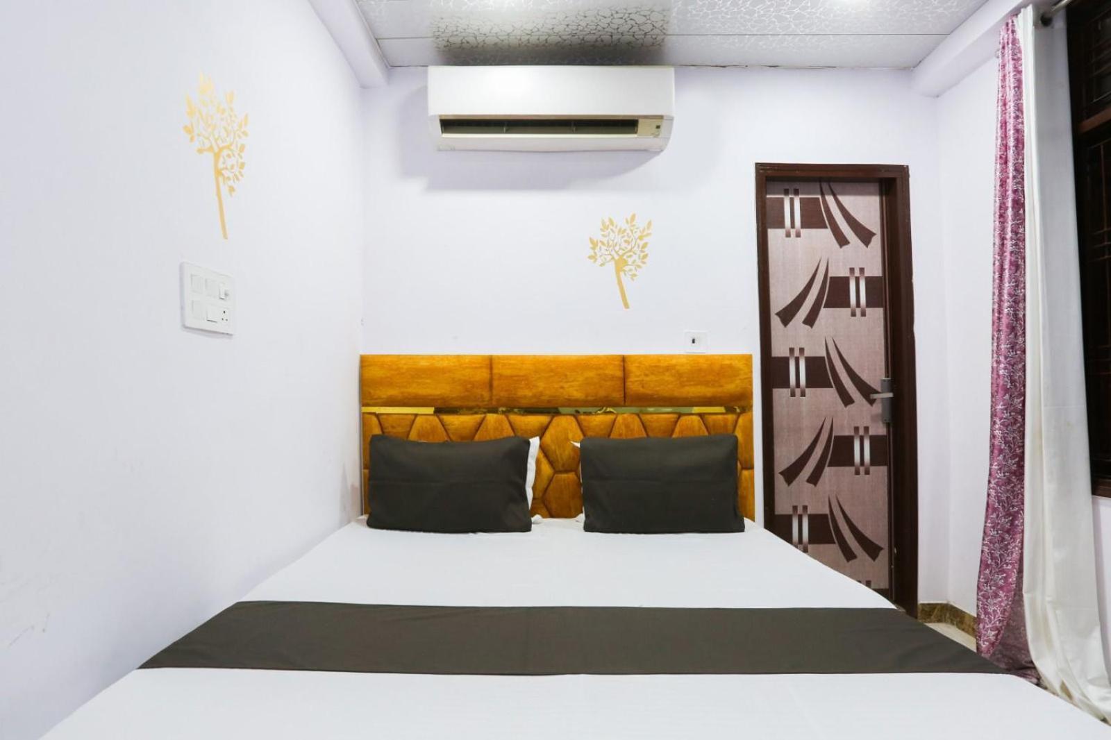 Flips With Mykonos Guest House Nowe Delhi Zewnętrze zdjęcie