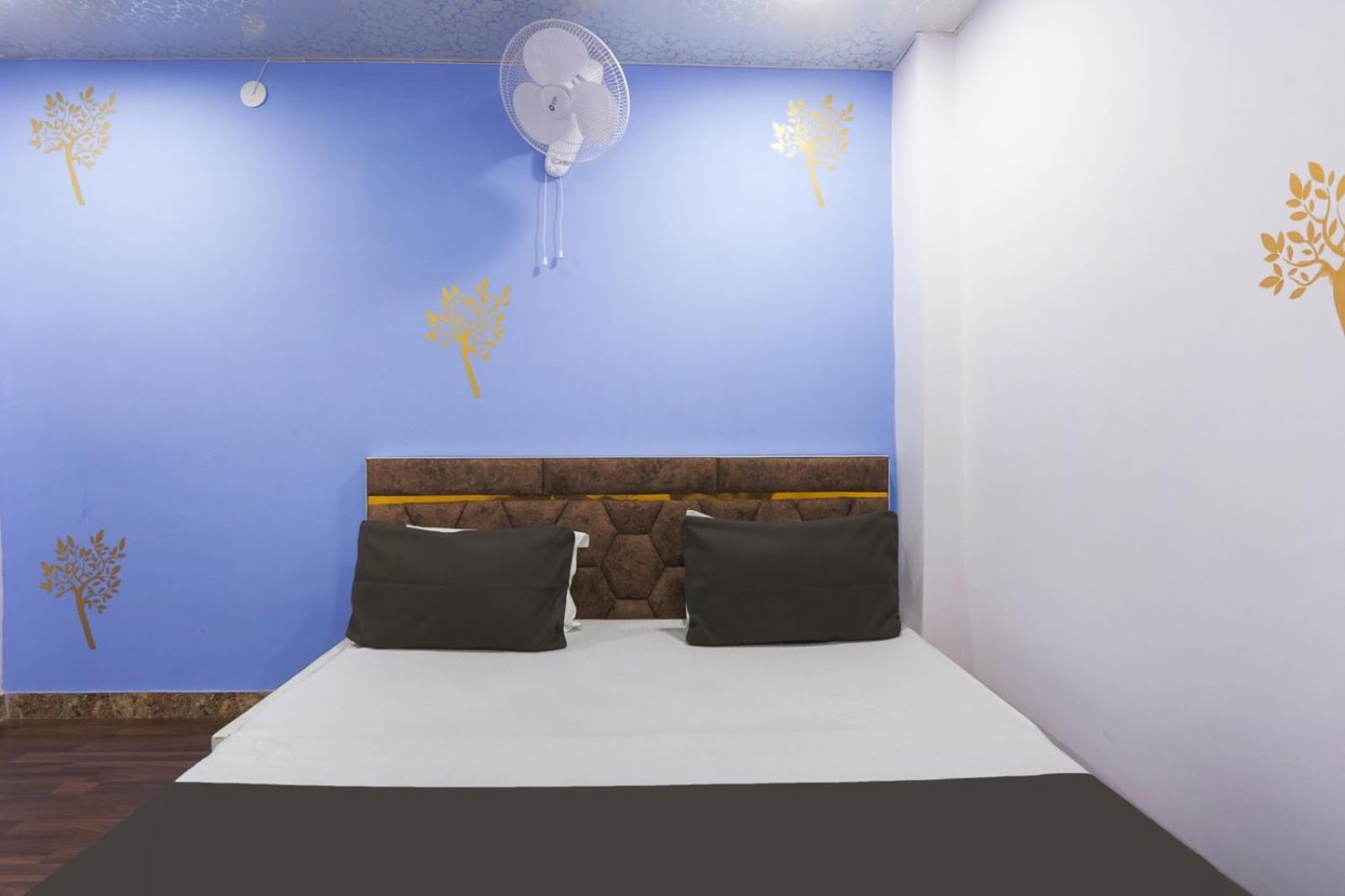 Flips With Mykonos Guest House Nowe Delhi Zewnętrze zdjęcie